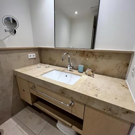 Strandduene Im Achterhus Апартаменты Йюст